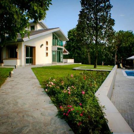 Villa Magnolie Corbetta Exteriör bild